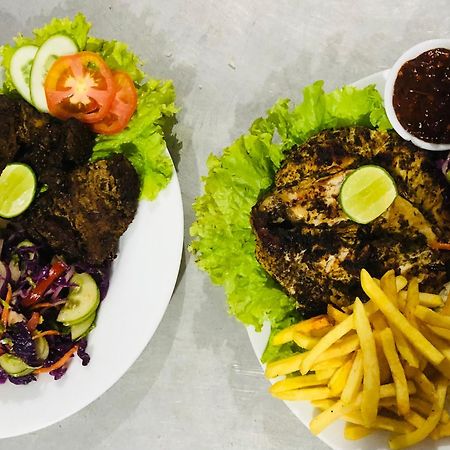 Hotel Hungry Lion Sigirija Zewnętrze zdjęcie