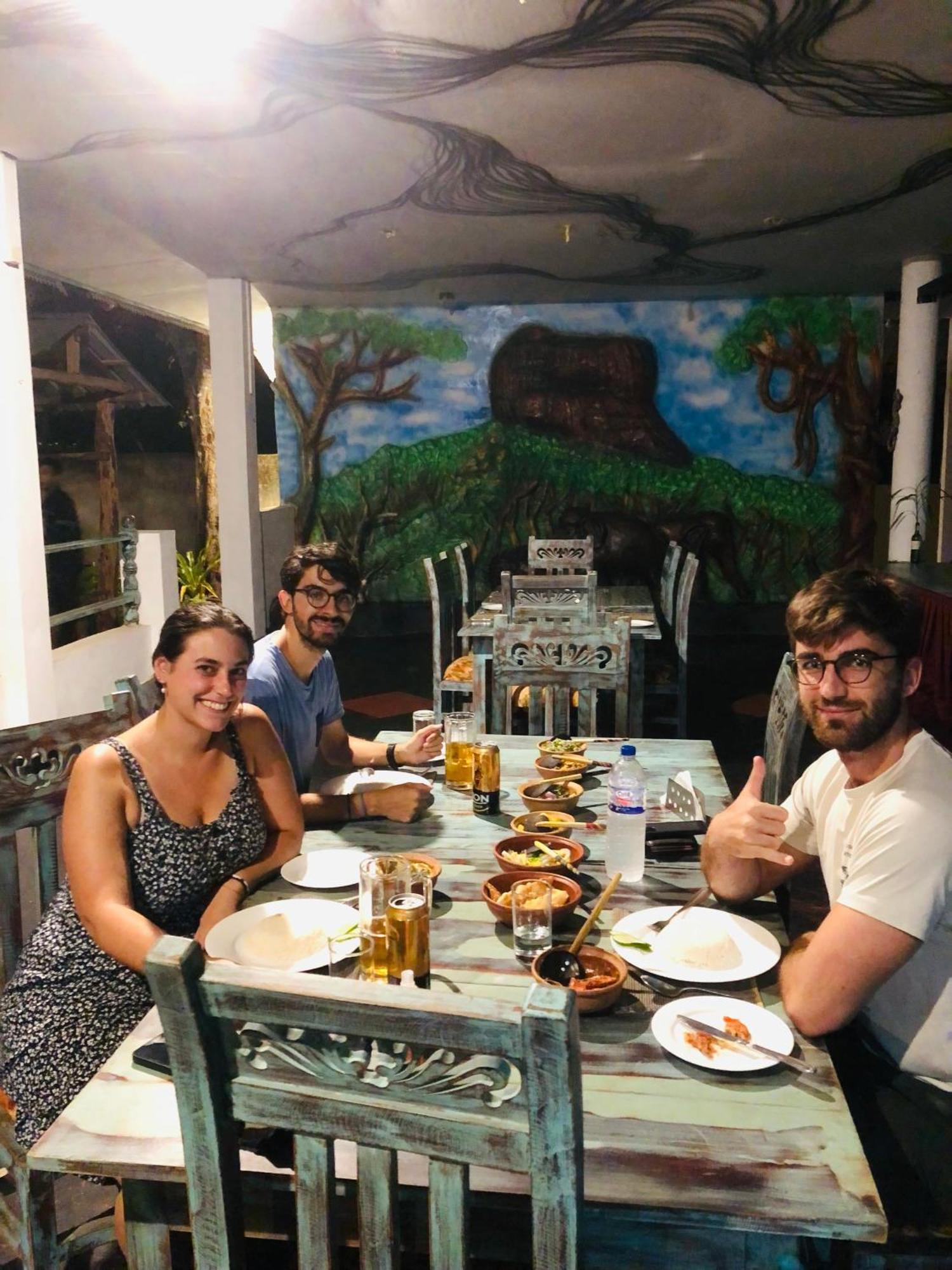 Hotel Hungry Lion Sigirija Zewnętrze zdjęcie